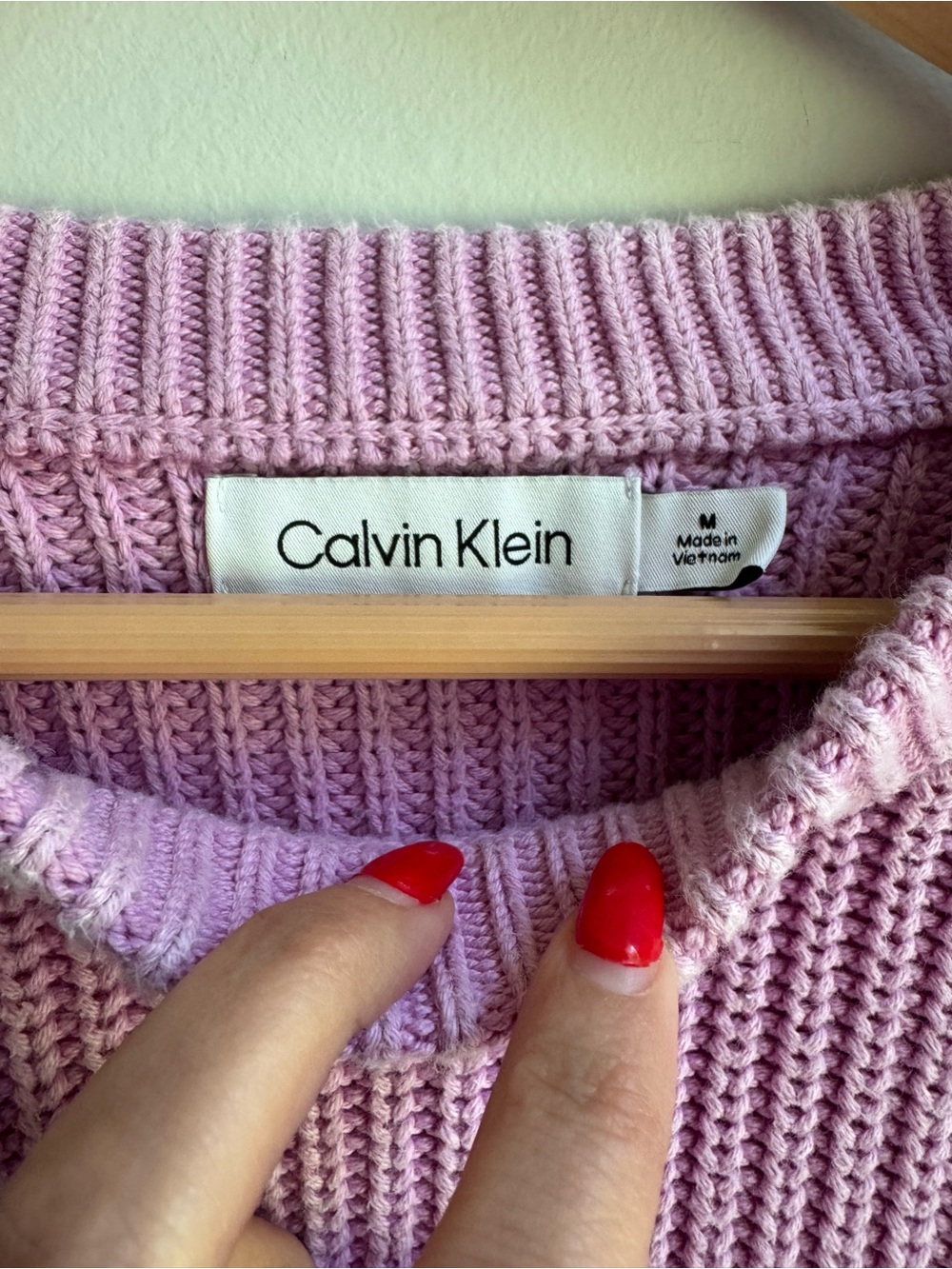 Calvin Klein Light Pink Ribbed Crewneck Sweater - Picture 2 of 6